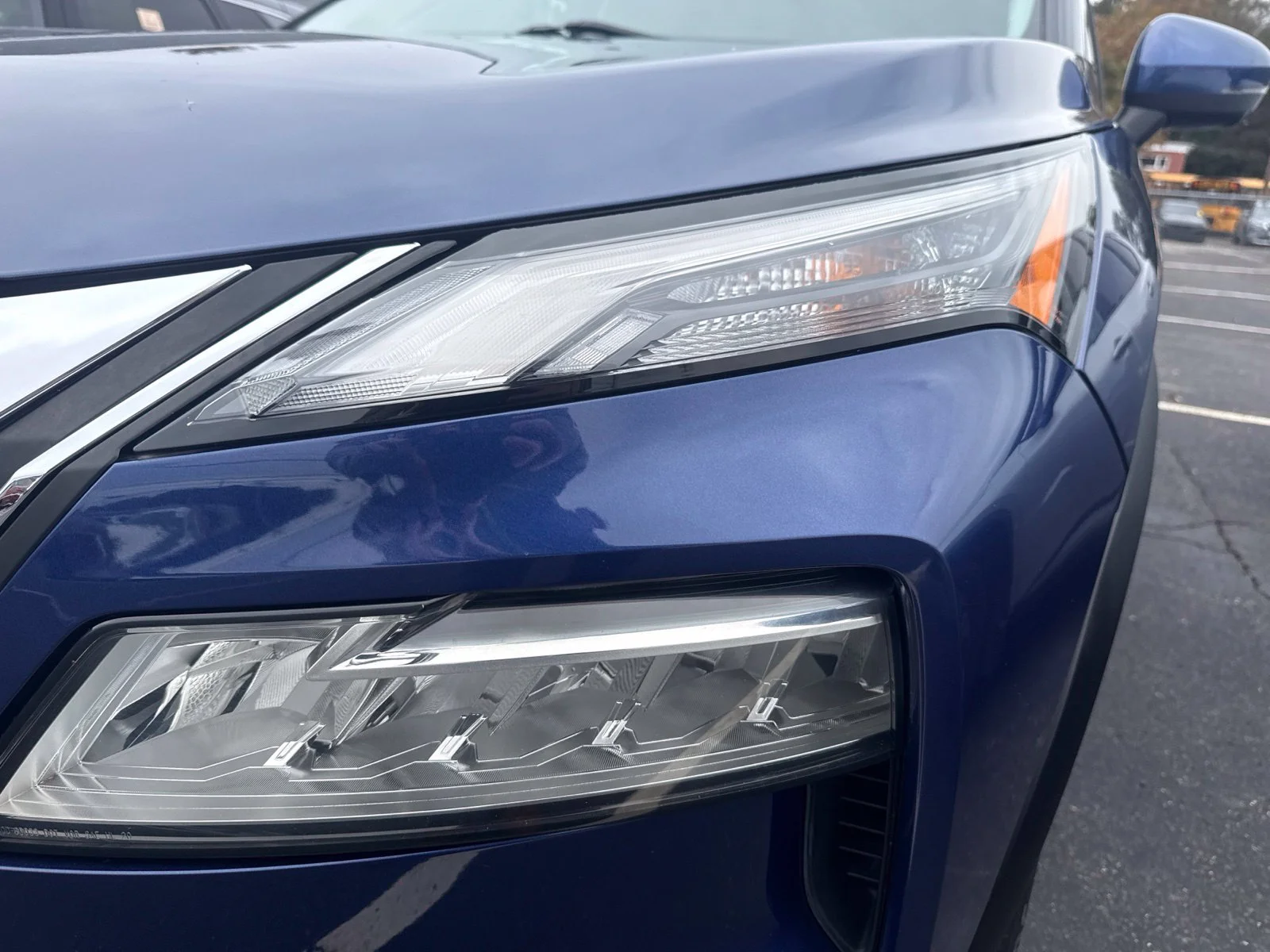 Certified Used 2022 Caspian Blue Metallic Nissan SL image 6