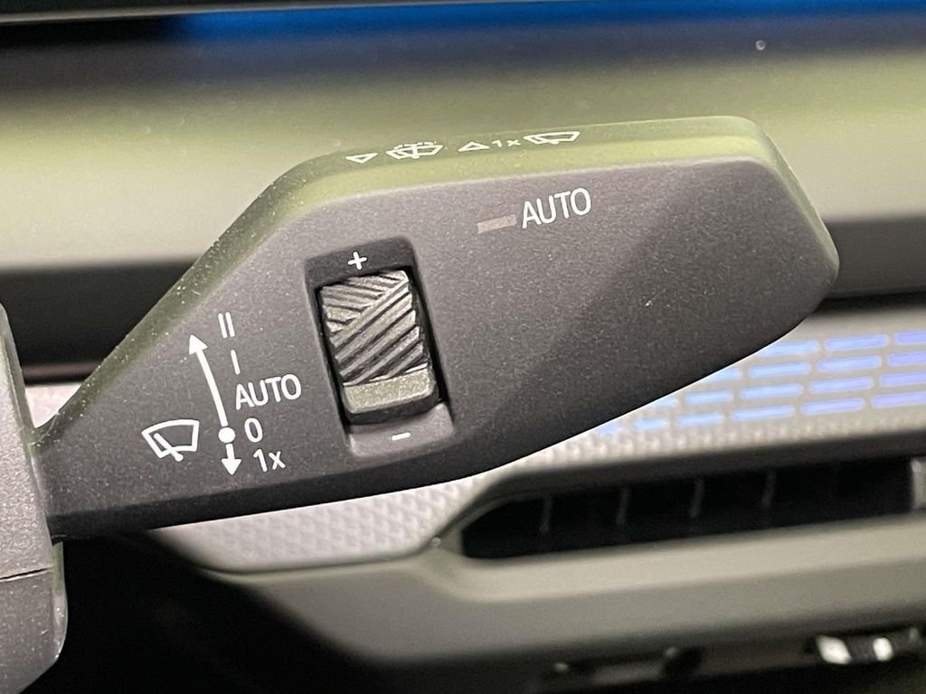 2025 BMW 2 Series M235 - Photo 33