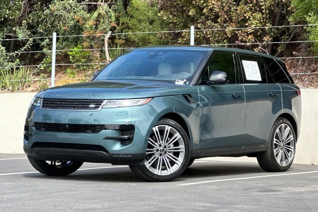 2025 Land Rover Range Rover Sport SE