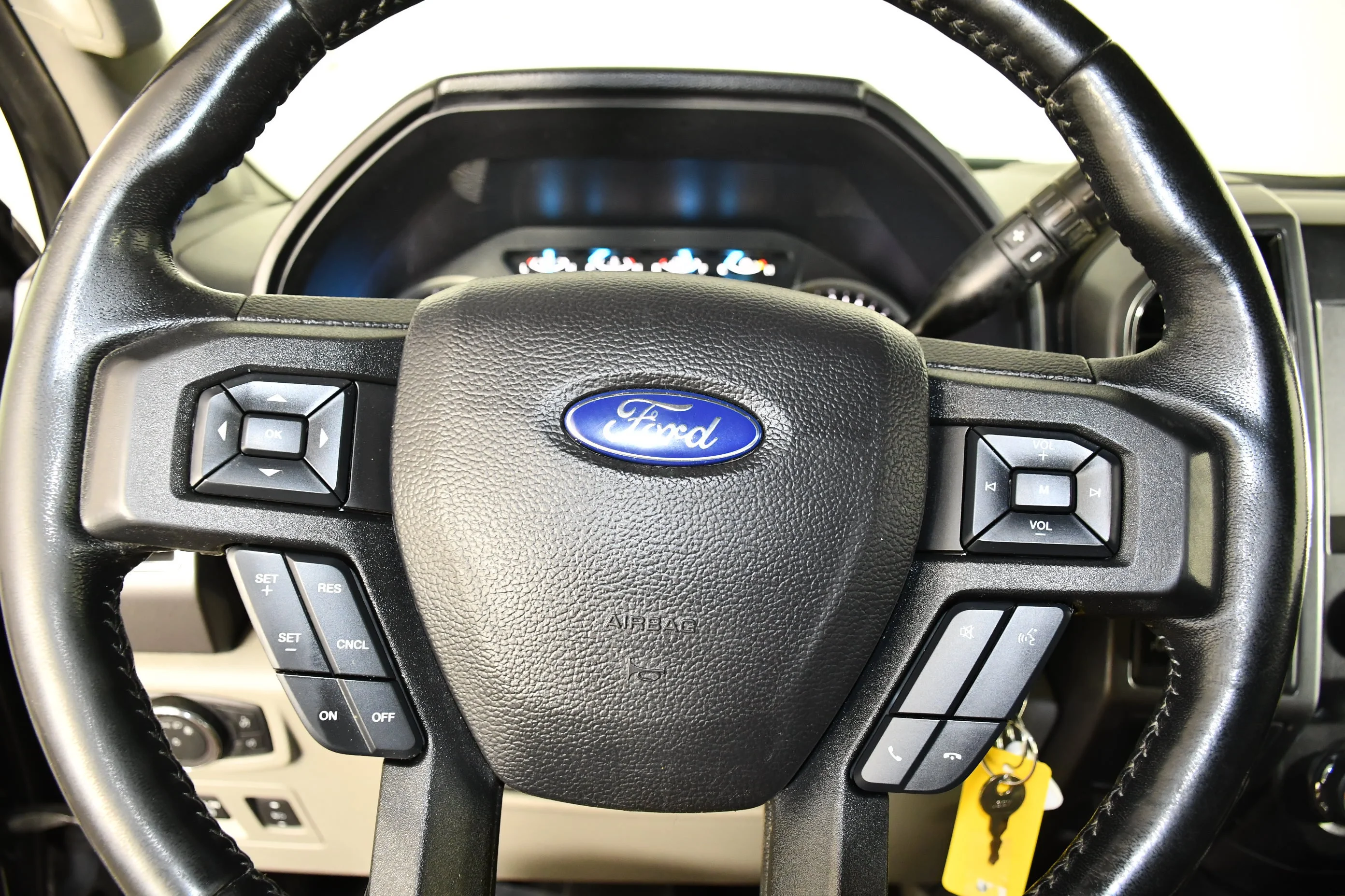 Used 2019 Black Metallic Ford XLT image 21