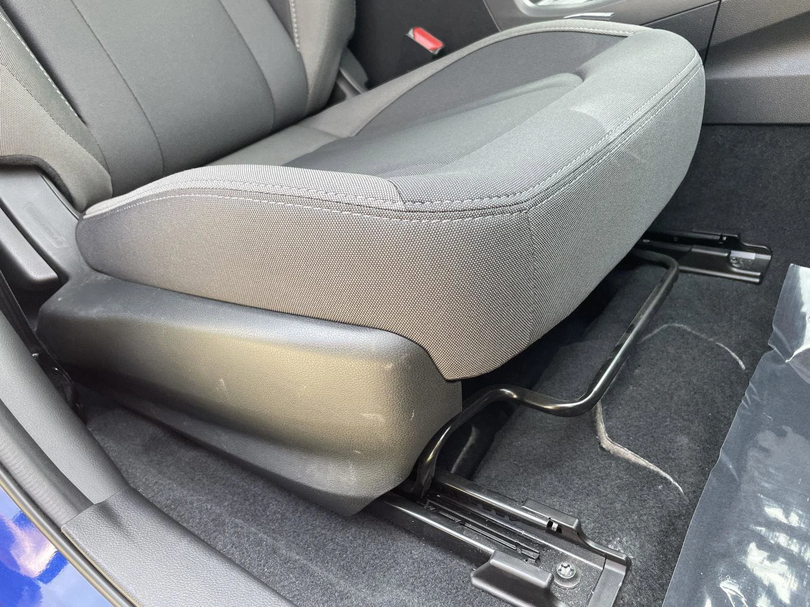 Certified Used 2025 Sapphire Blue Pearl Subaru Premium image 3