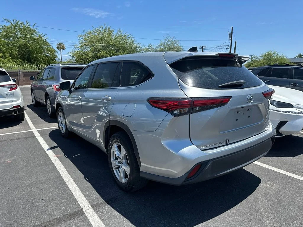 Used 2023 Silver Toyota LE image 12