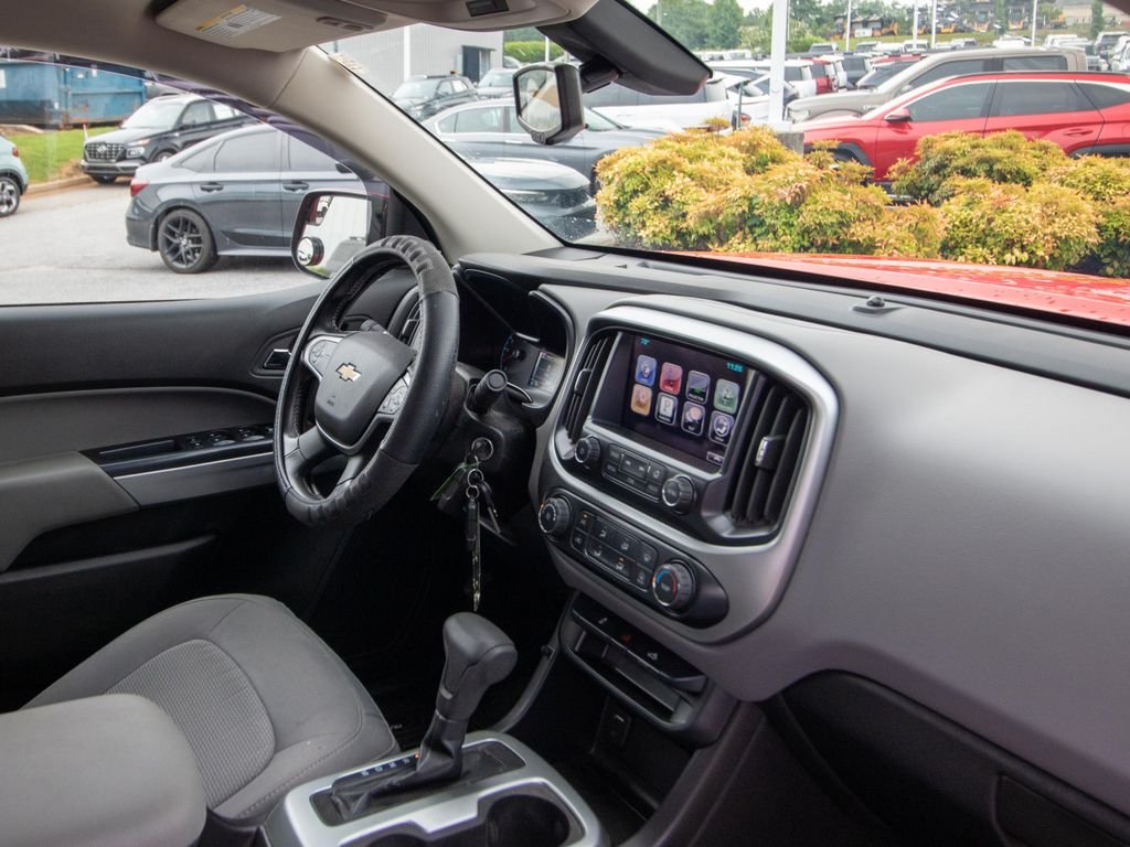 Used 2016 Red Chevrolet LT image 17