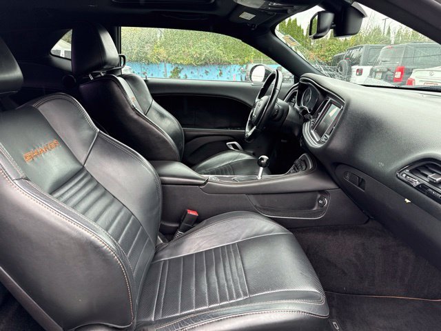 Used 2016 Pitch Black Clearcoat Dodge R/T Plus Shaker image 9