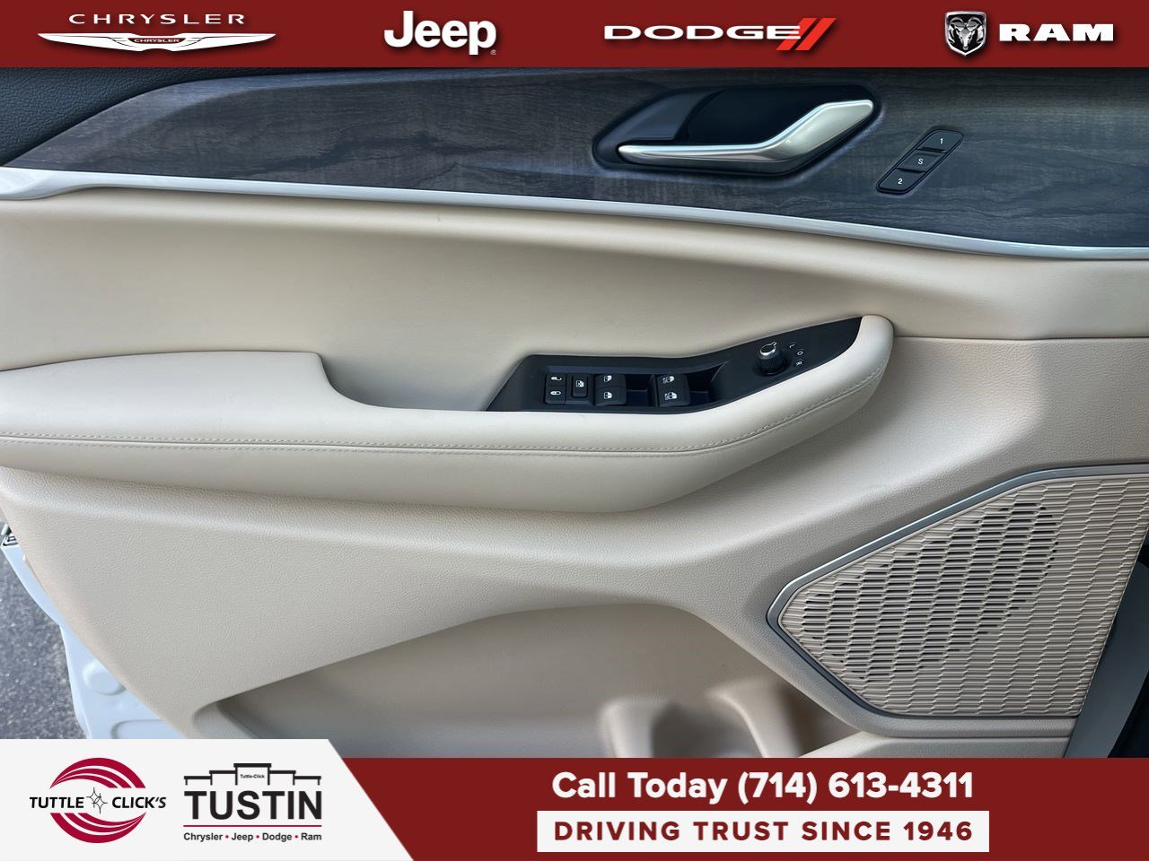 New 2026 Bright White Clear-Coat Exterior Paint Jeep Limited image 20