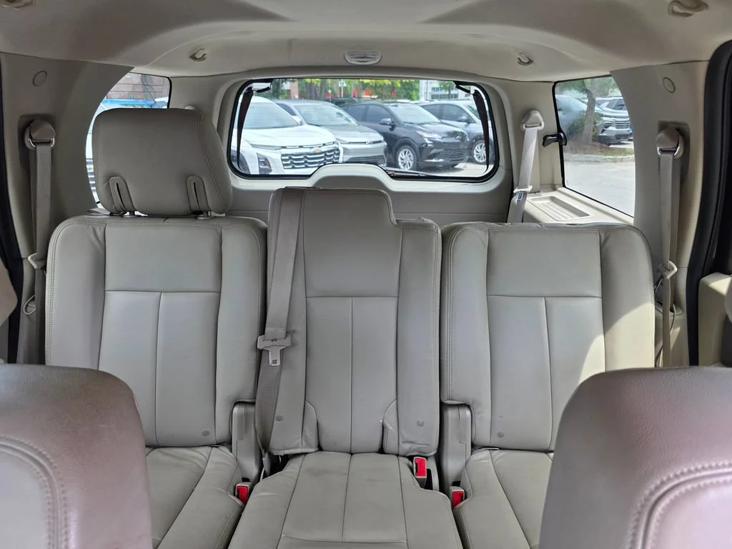 Used 2011 Black Ford XLT image 10