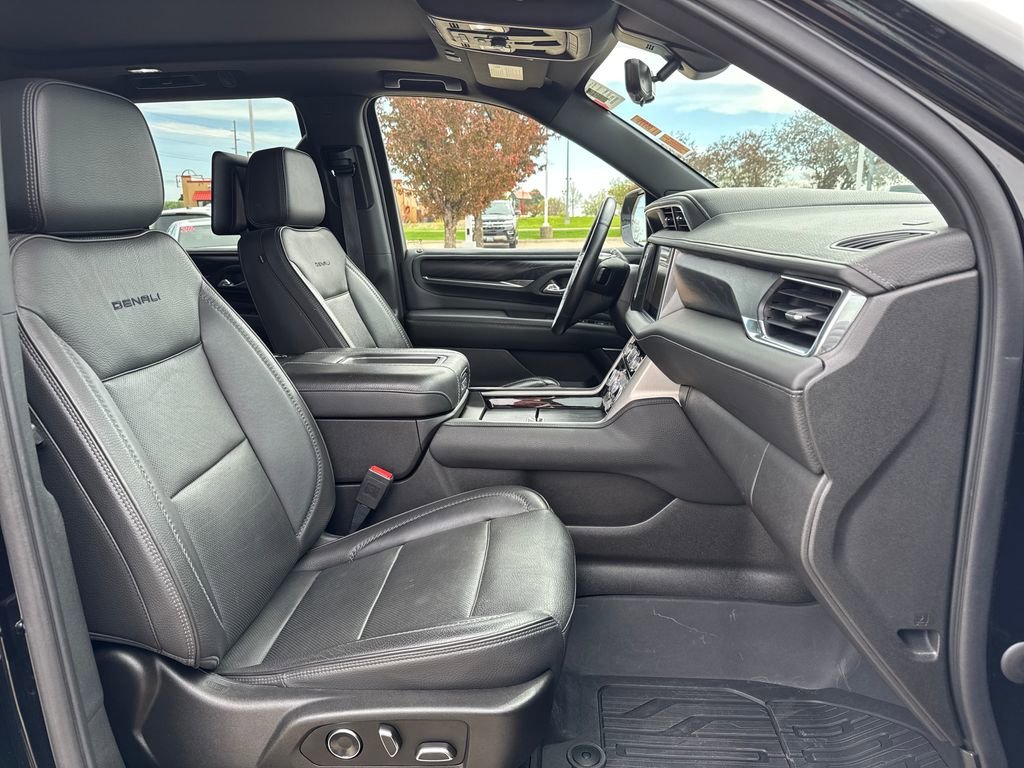 2021 GMC Yukon Denali - Photo 43