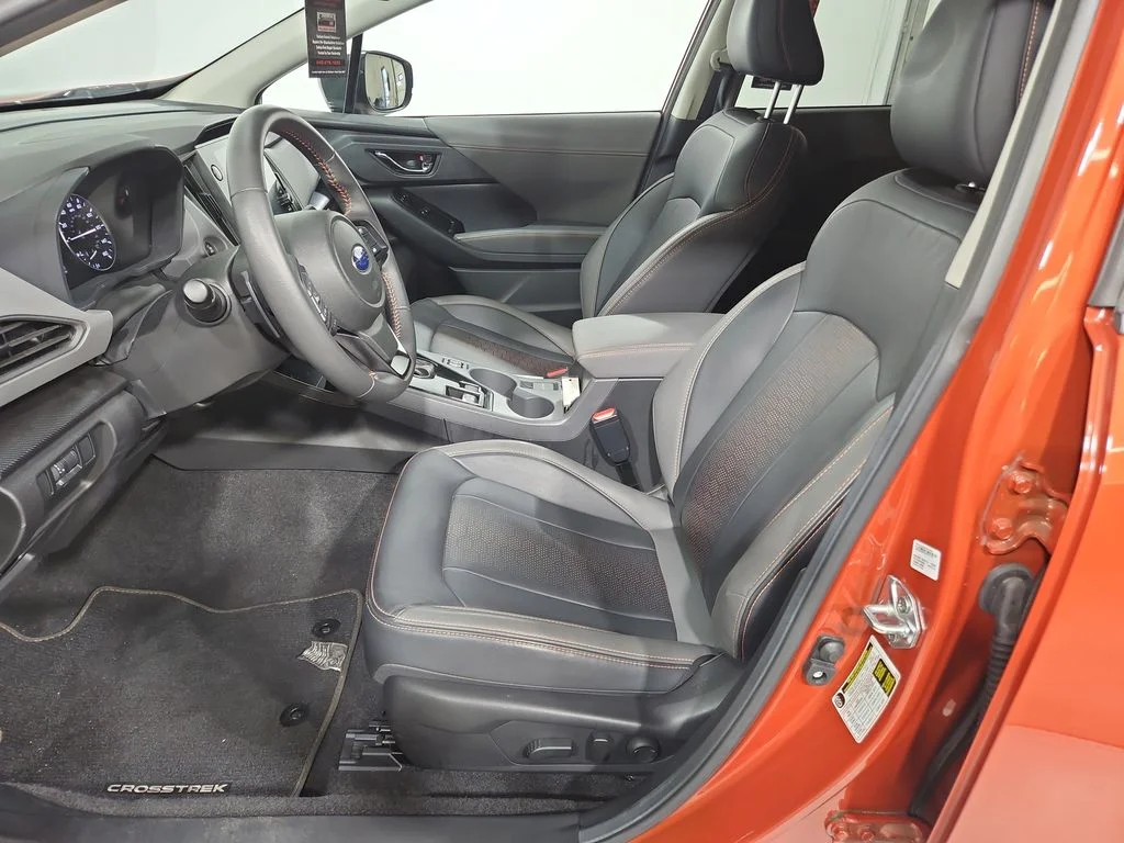 Used 2025 Beige Subaru Limited image 11