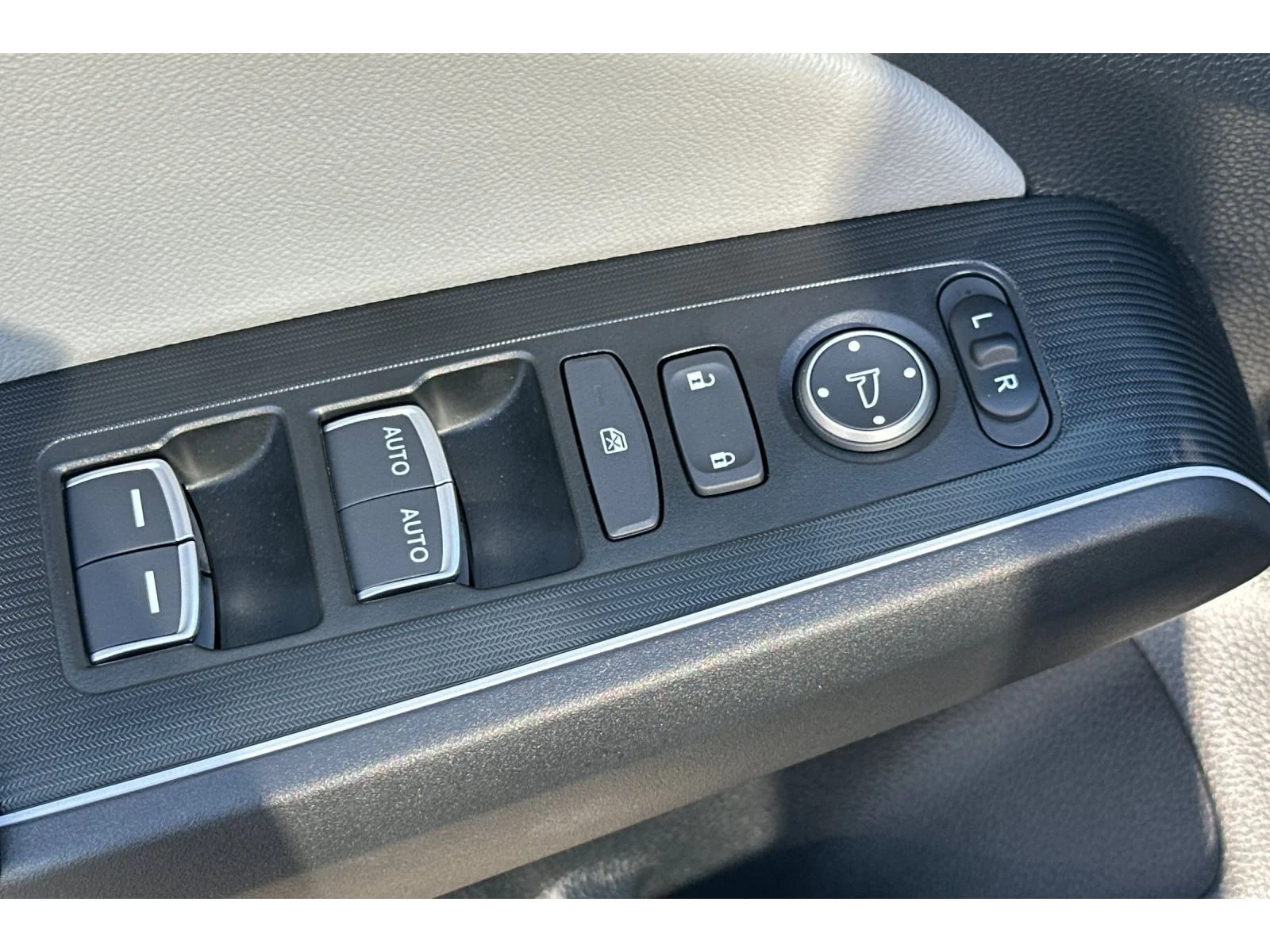Certified Used 2026 Meteorite Gray Metallic Honda Sport Touring image 12