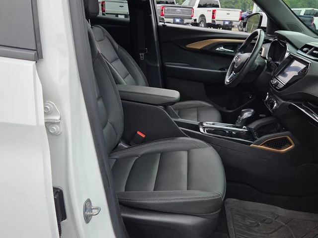 Used 2023 Summit White Chevrolet ACTIV image 11