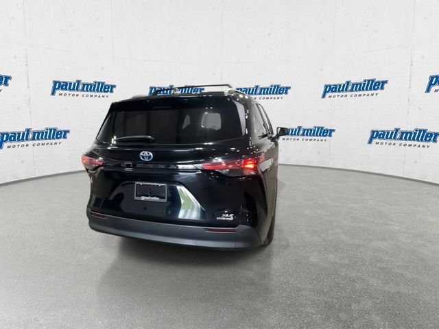 Certified Used 2022 Midnight Black Metallic Toyota XLE image 10