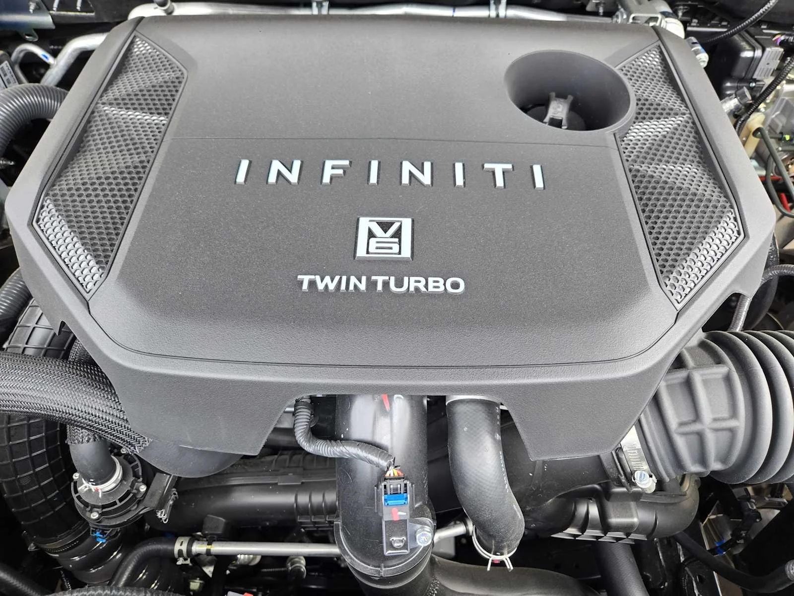 New 2026 DYNAMIC METAL INFINITI Luxe 2WD image 21