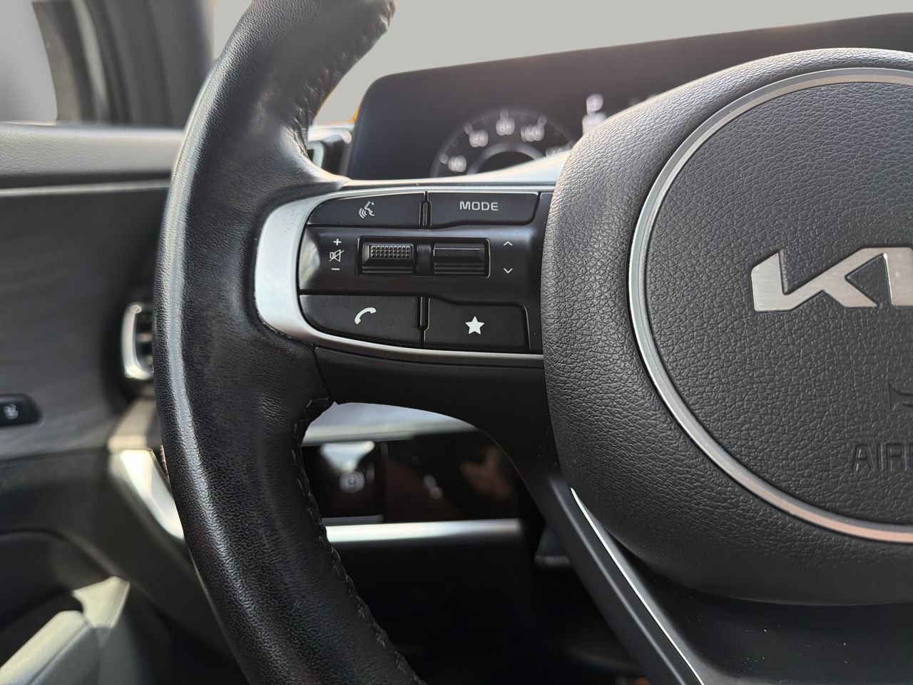 Used 2024 Gravity Gray Kia X-Pro image 29