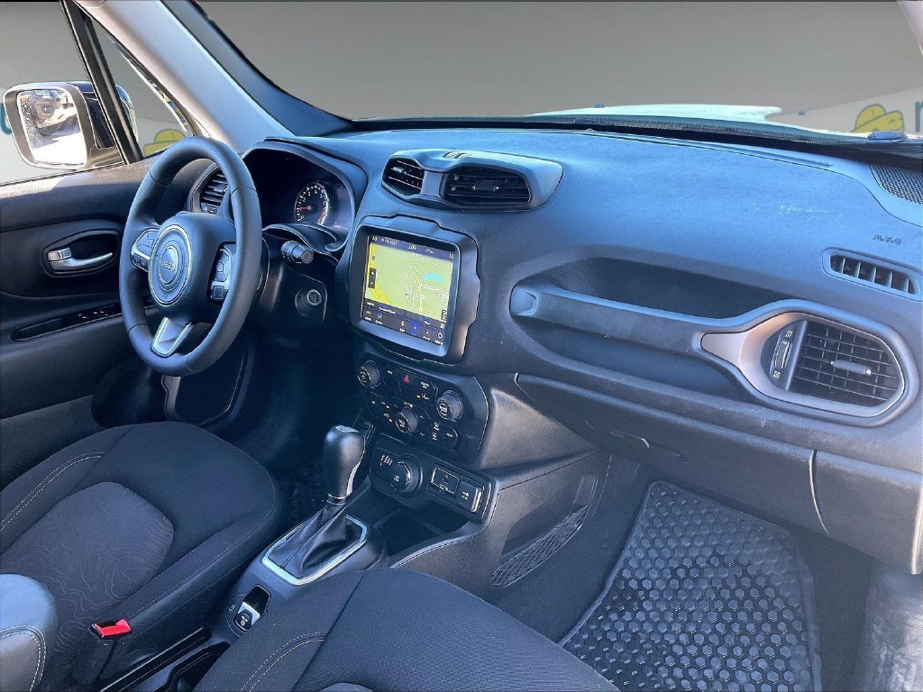 Used 2023 Alpine White Clearcoat Jeep Latitude image 13
