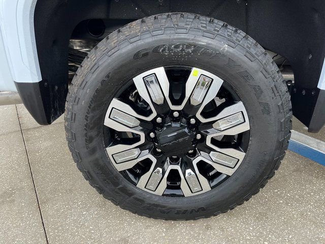 2026 GMC Sierra 2500HD Denali - Photo 8