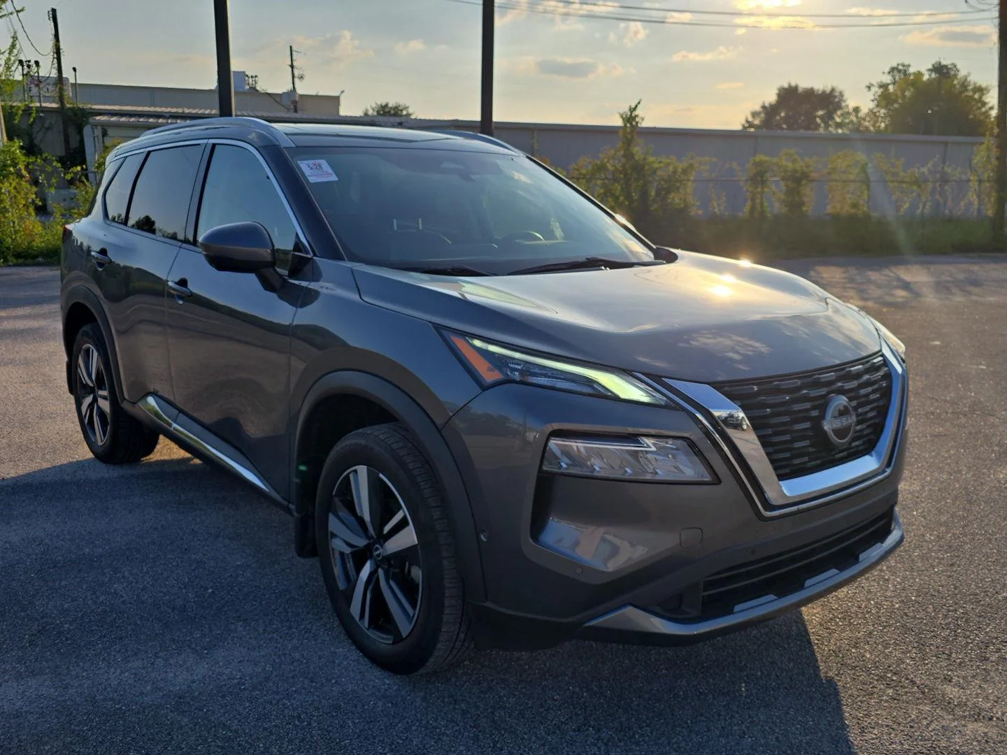 Used 2023 Gun Metallic Nissan SL image 1