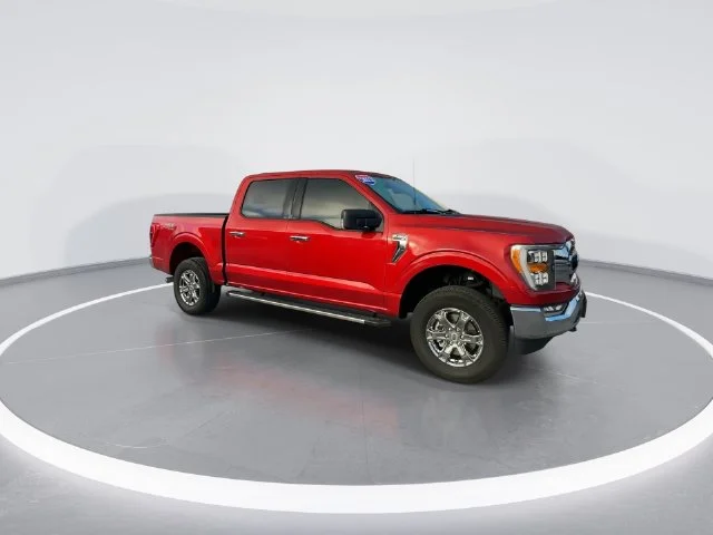 Used 2023 Red Ford XLT image 8