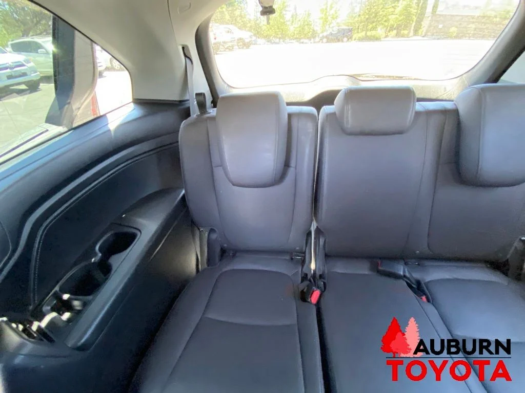 Used 2019 Modern Steel Metallic Honda EX-L image 18