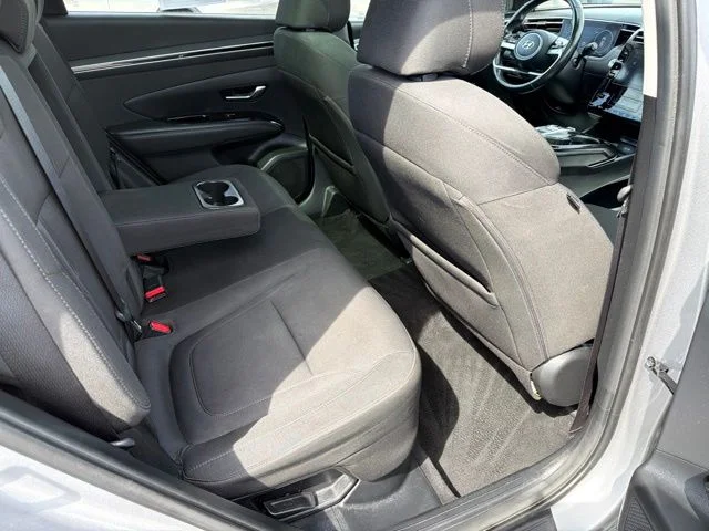 Used 2022 Silver Hyundai SEL Convenience image 34