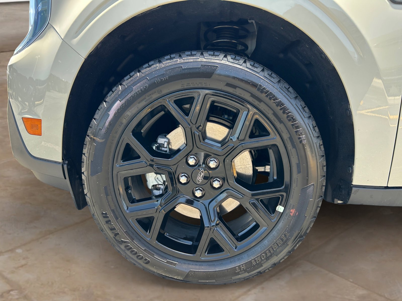 2025 Ford Maverick XLT - Photo 23
