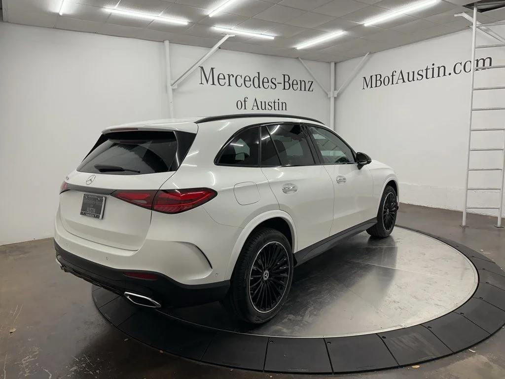 Used 2026 White Mercedes-Benz GLC 300 image 7