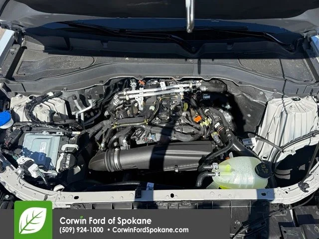 New 2026 Space White Metallic Ford Tremor image 34