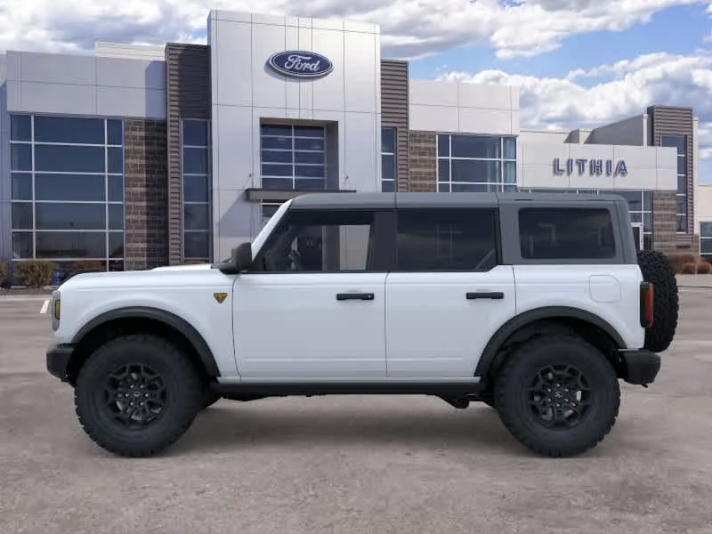 New 2026 Oxford White Ford Badlands® image 3