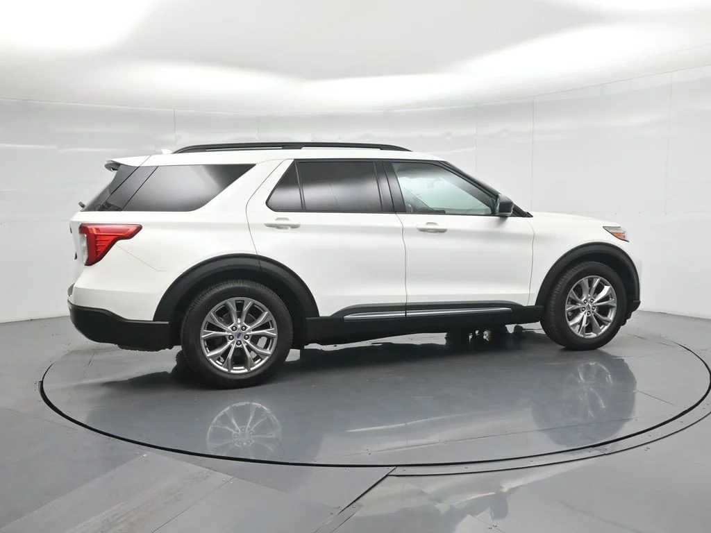 Certified Used 2021 White Ford XLT image 26