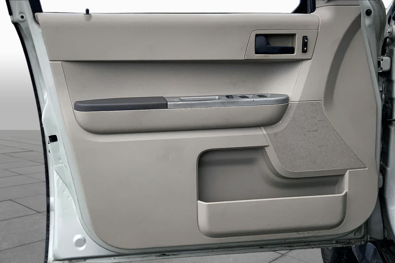 Used 2008 Light Sage Metallic Ford XLT image 20