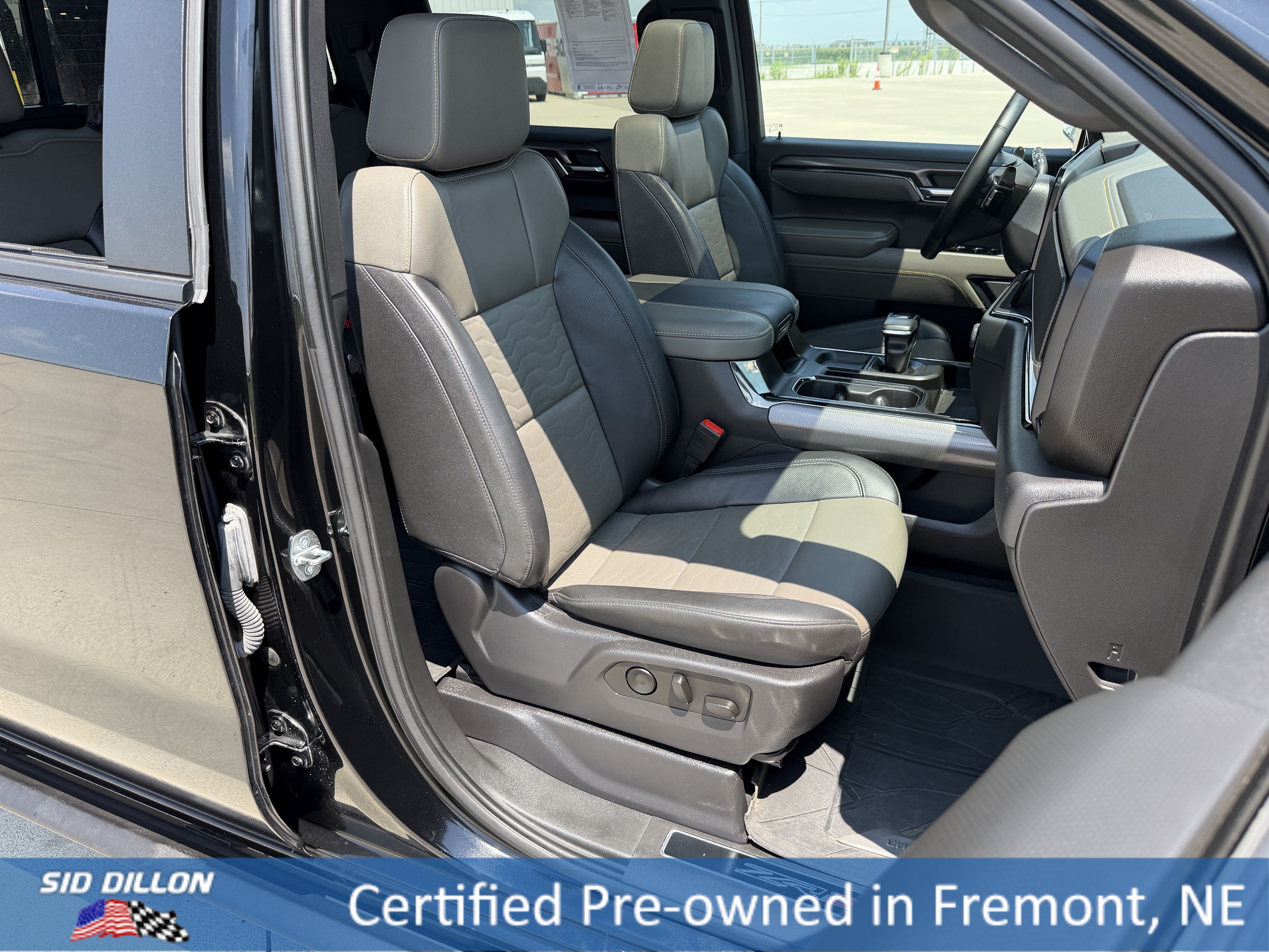 Used 2023 Black Chevrolet ZR2 image 9