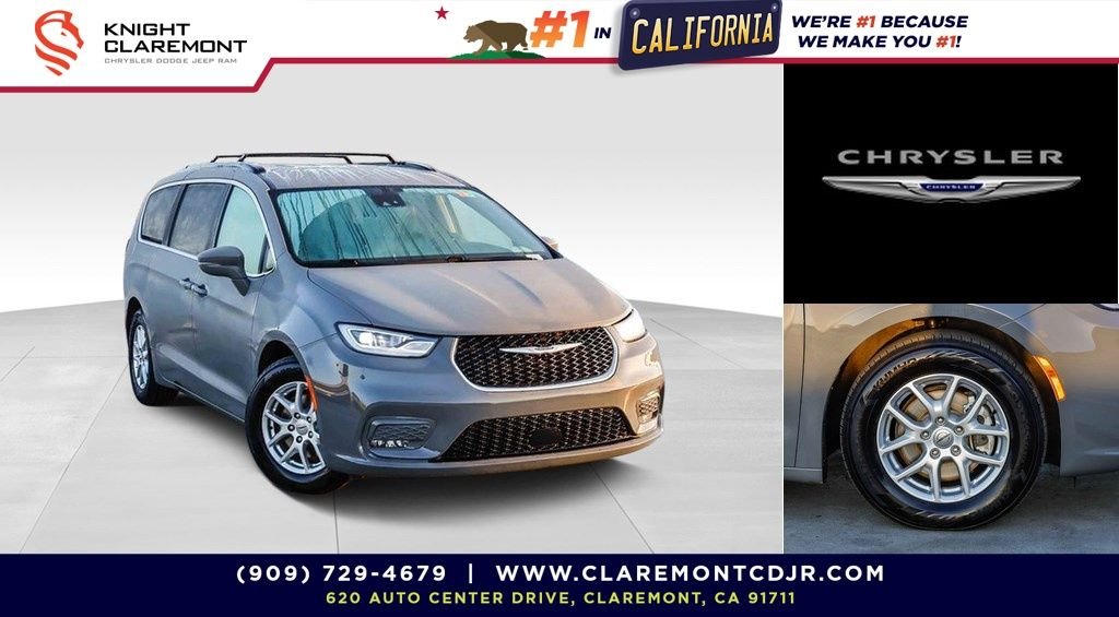 2022 Chrysler Pacifica Touring L's photo