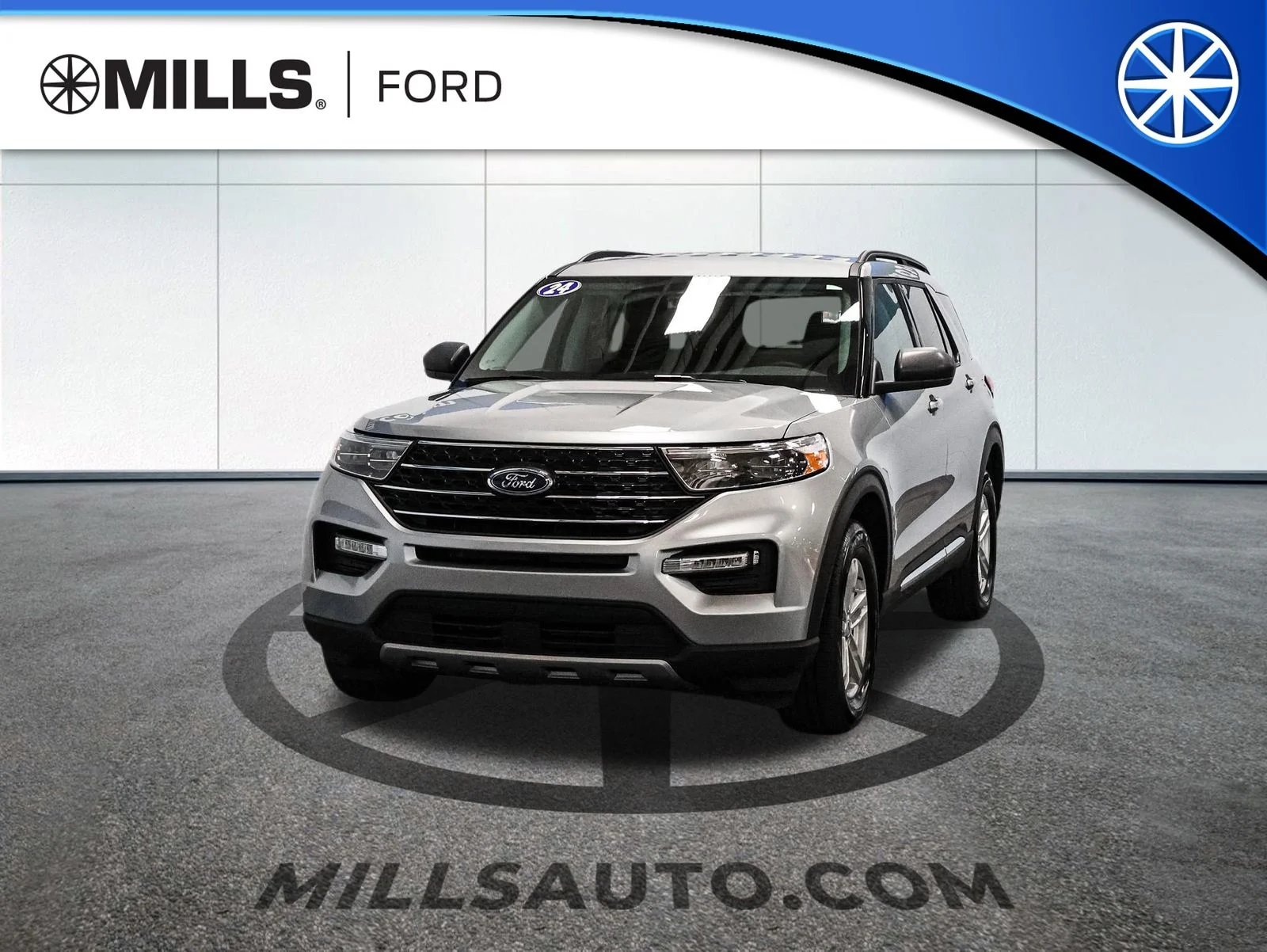 Certified Used 2024 Iconic Silver Metallic Ford XLT image 1