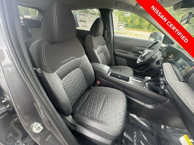 Used 2025 Gray Nissan SV image 23