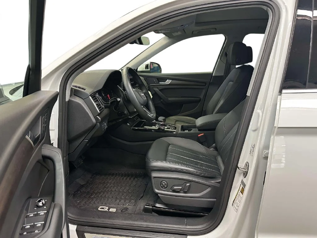 Used 2023 White Audi 45 S line Premium image 8