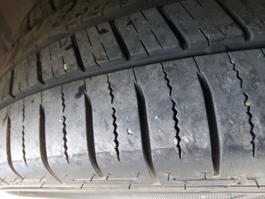 Used 2012 Red Toyota Limited image 22