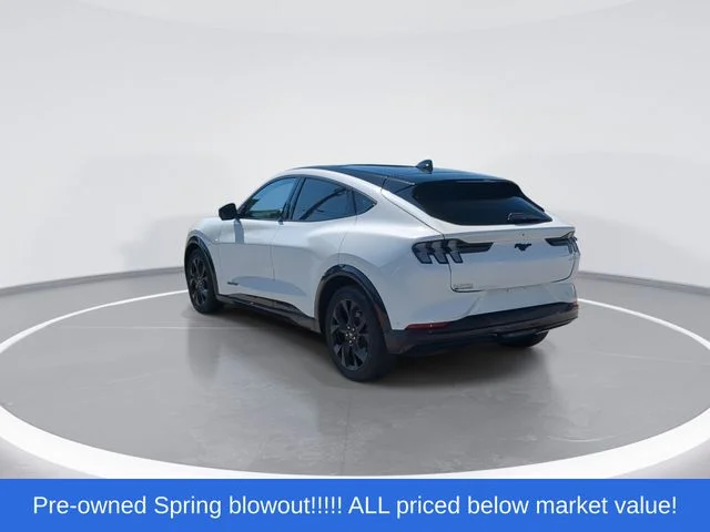 Used 2023 White Ford Premium image 6