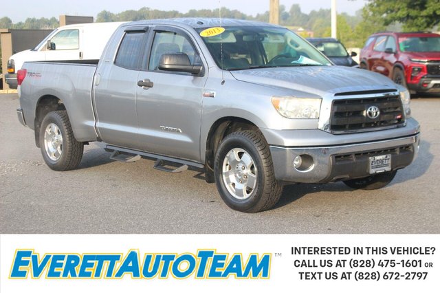 2013 Toyota Tundra 4WD Truck Double Cab 5.7L FFV V8 6-Spd AT (Natl)