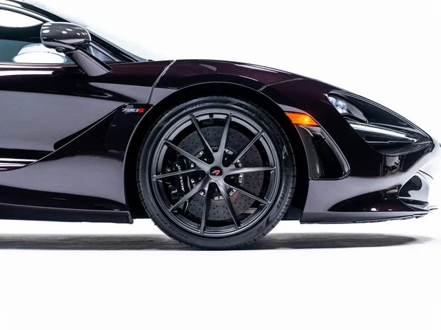 Used 2018 Gray McLaren Base image 12