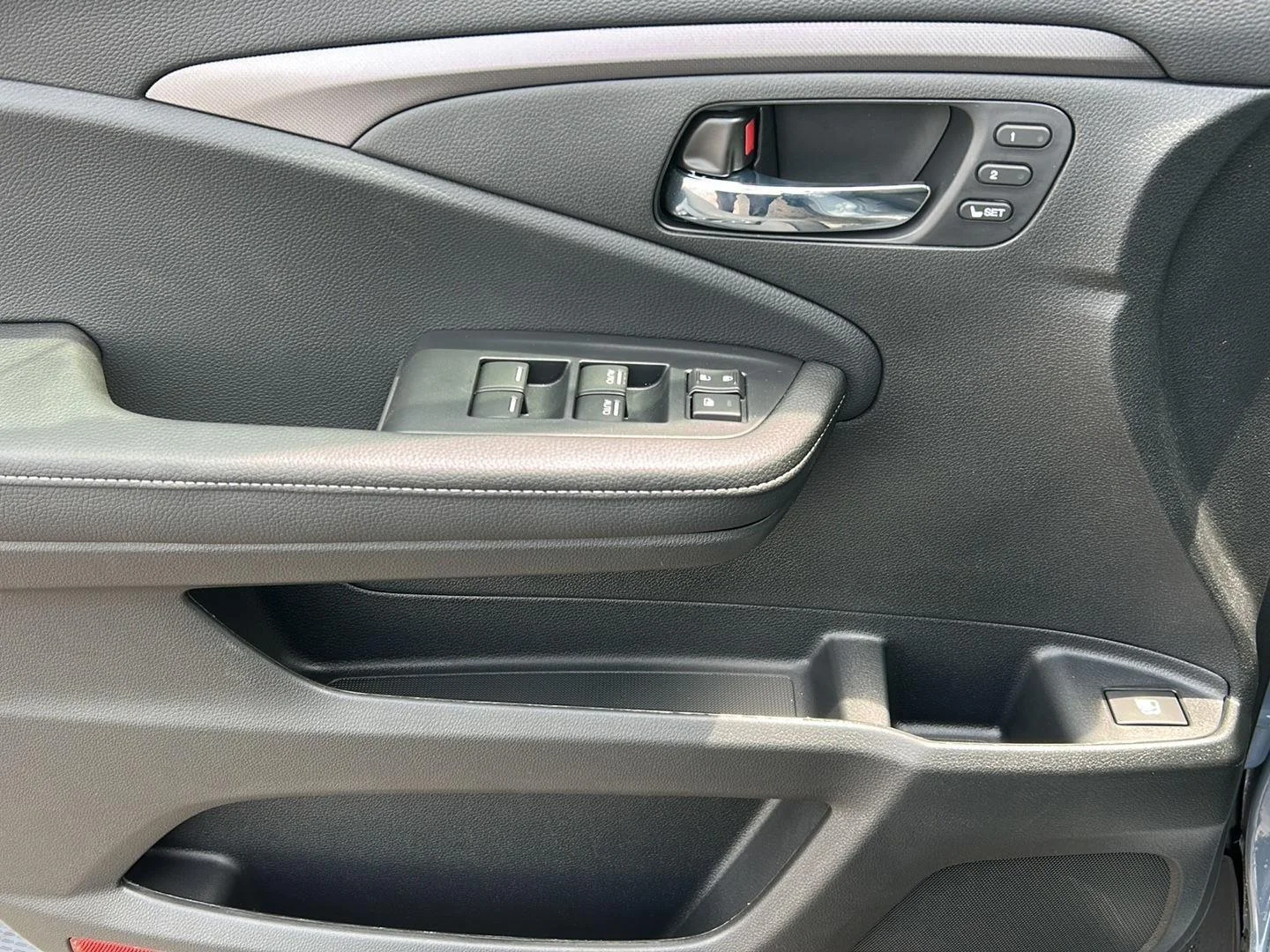New 2026 Sonic Gray Pearl Honda RTL image 15