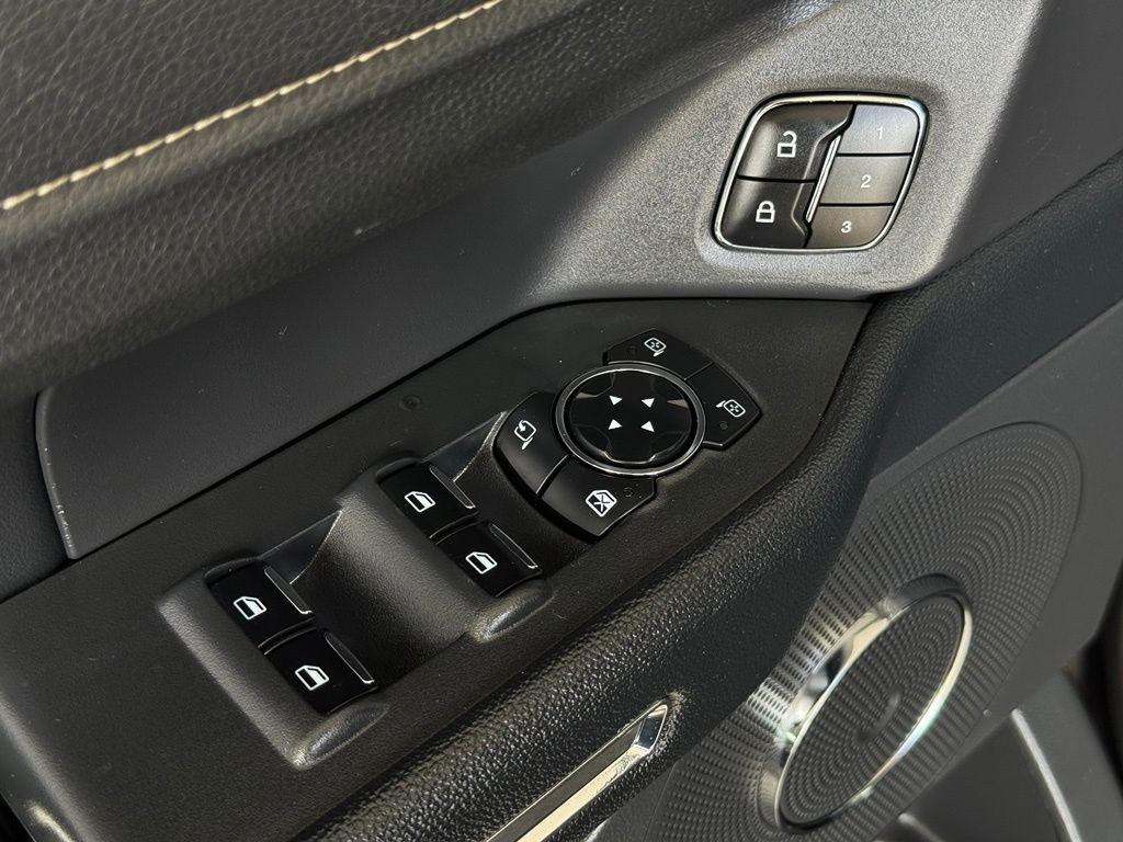 Used 2024 Black Ford XLT image 29