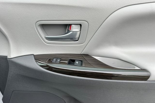 Certified Used 2019 White Toyota XLE image 22