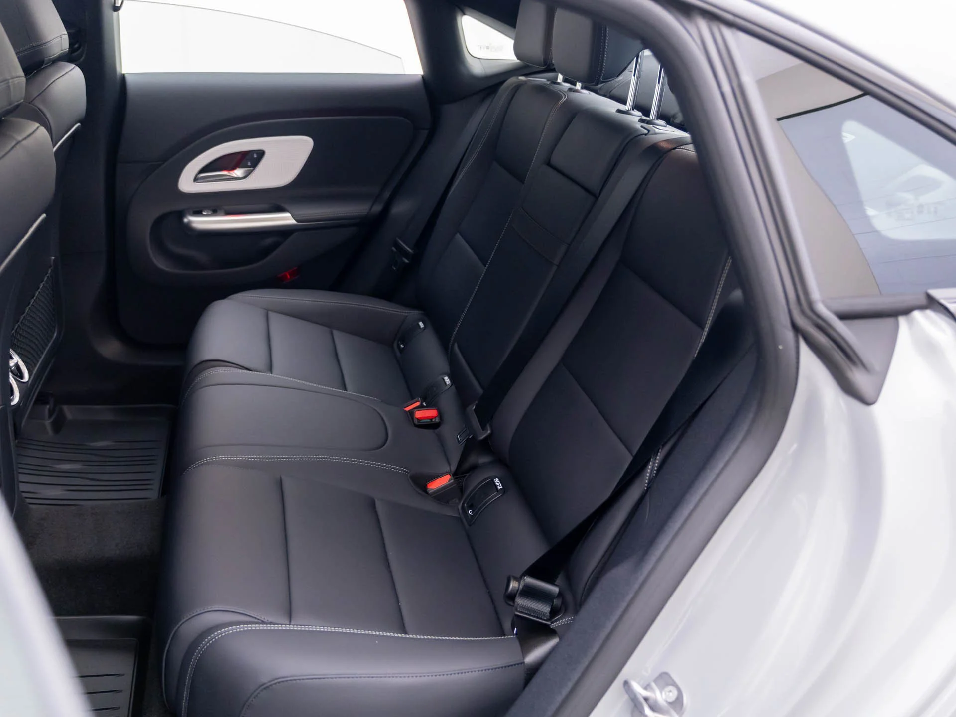 New 2027 Gray Mercedes-Benz CLA 220 image 19
