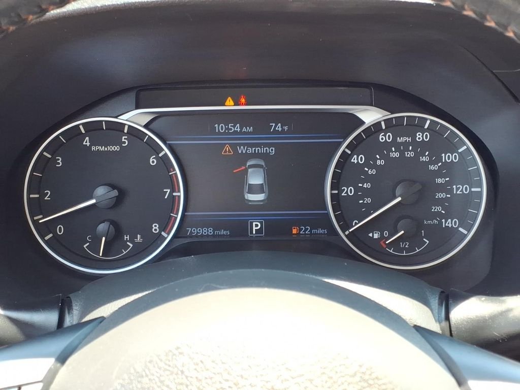 Used 2022 Pearl White Nissan 2.5 SR image 17