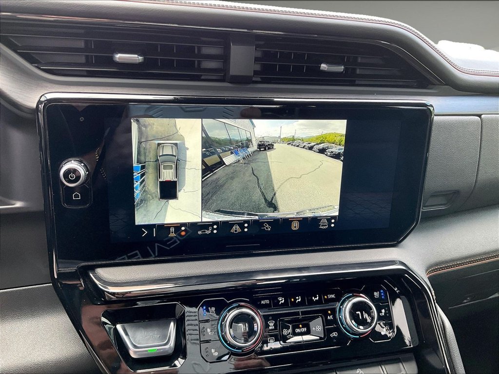 Used 2025 Summit White GMC AT4 image 19