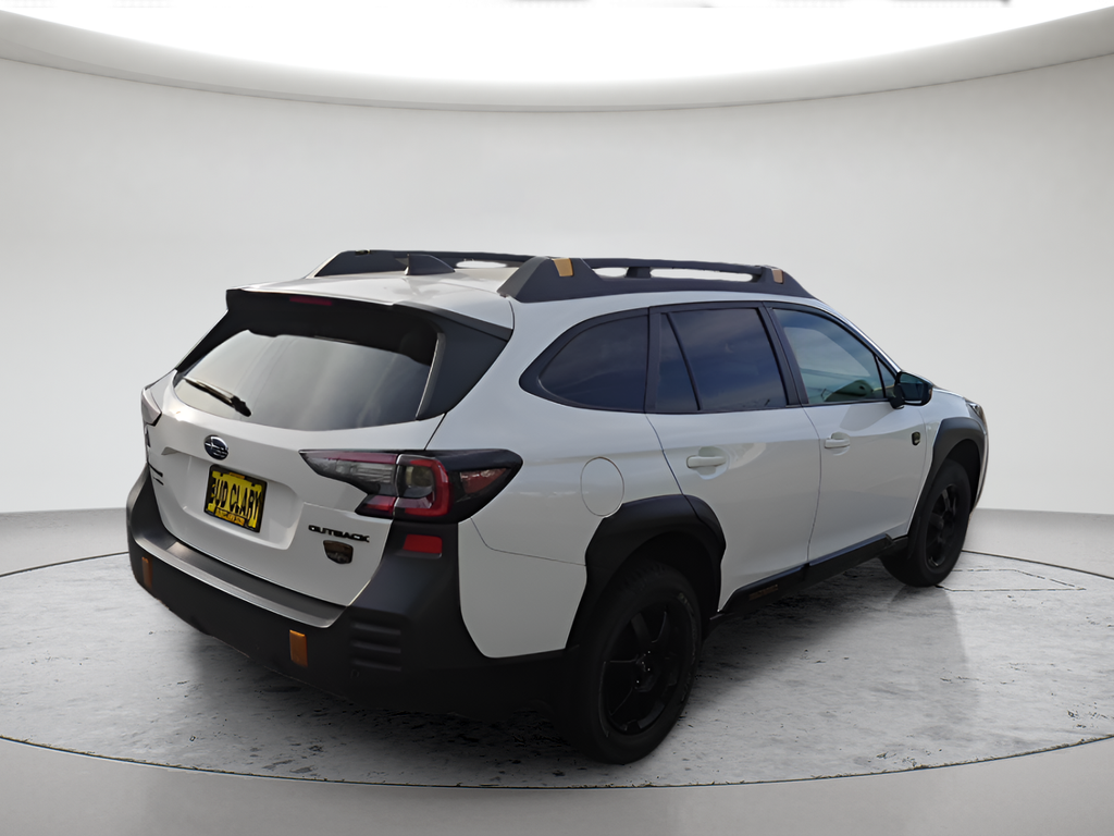 Used 2022 Crystal White Pearl Subaru Wilderness image 4