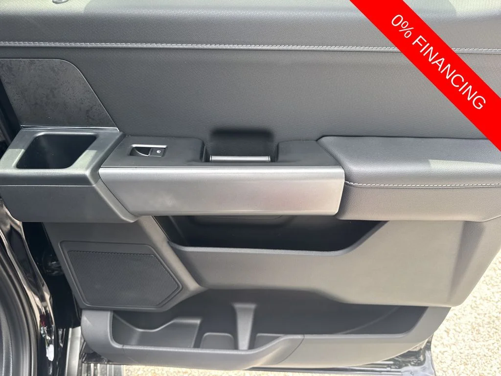 New 2026 Agate Black Metallic Ford XLT image 16