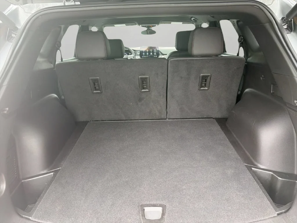 Used 2024 Sterling Gray Metallic Chevrolet RS image 9