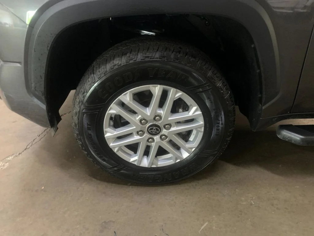 Used 2022 Gray Toyota SR5 image 31