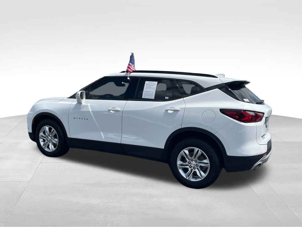 Used 2020 White Chevrolet LT image 3