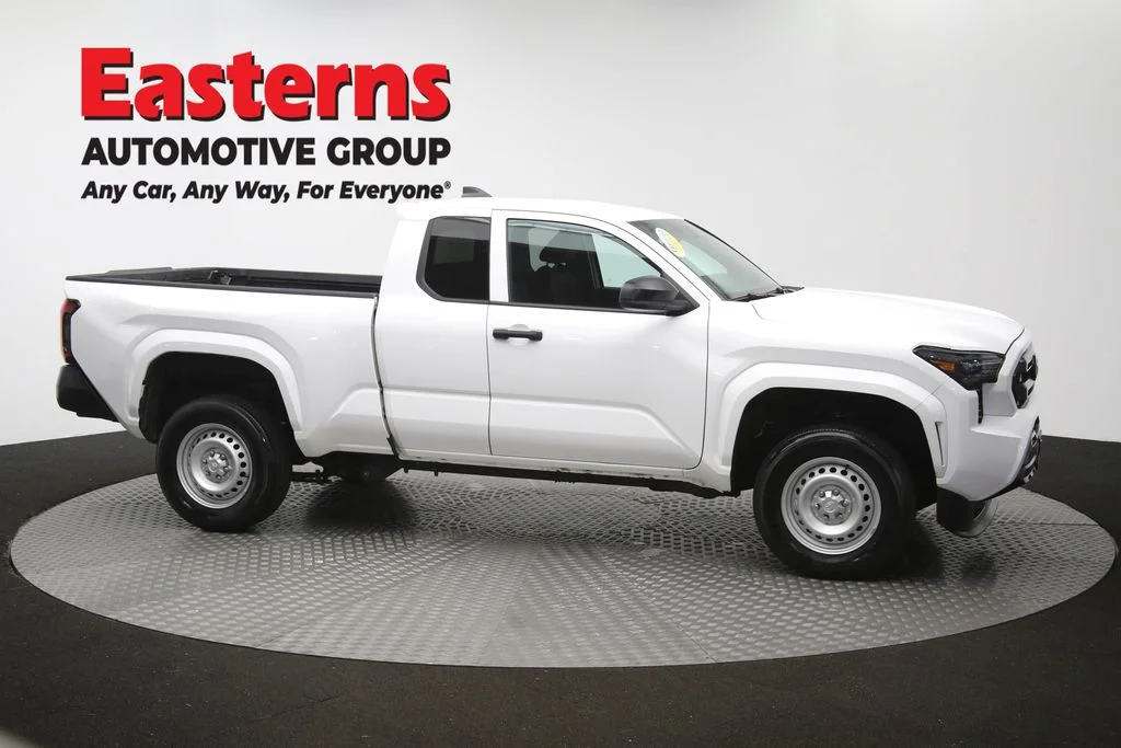 Used 2025 White Toyota SR image 43